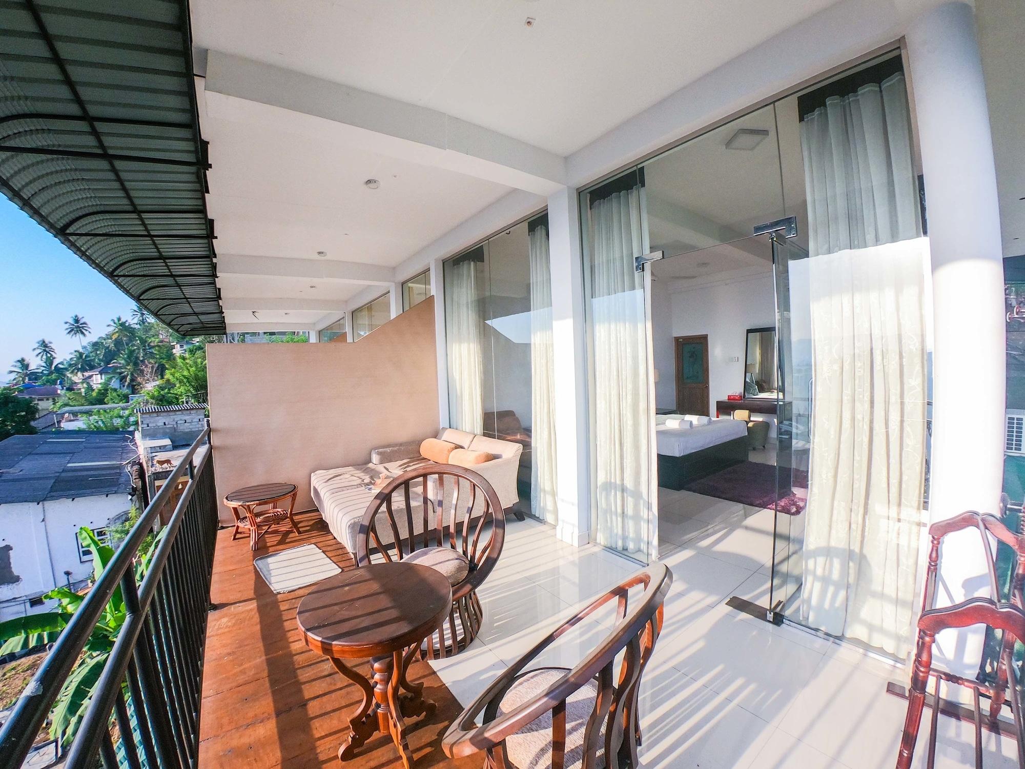 Romance Hills Hotel Kandy Bagian luar foto