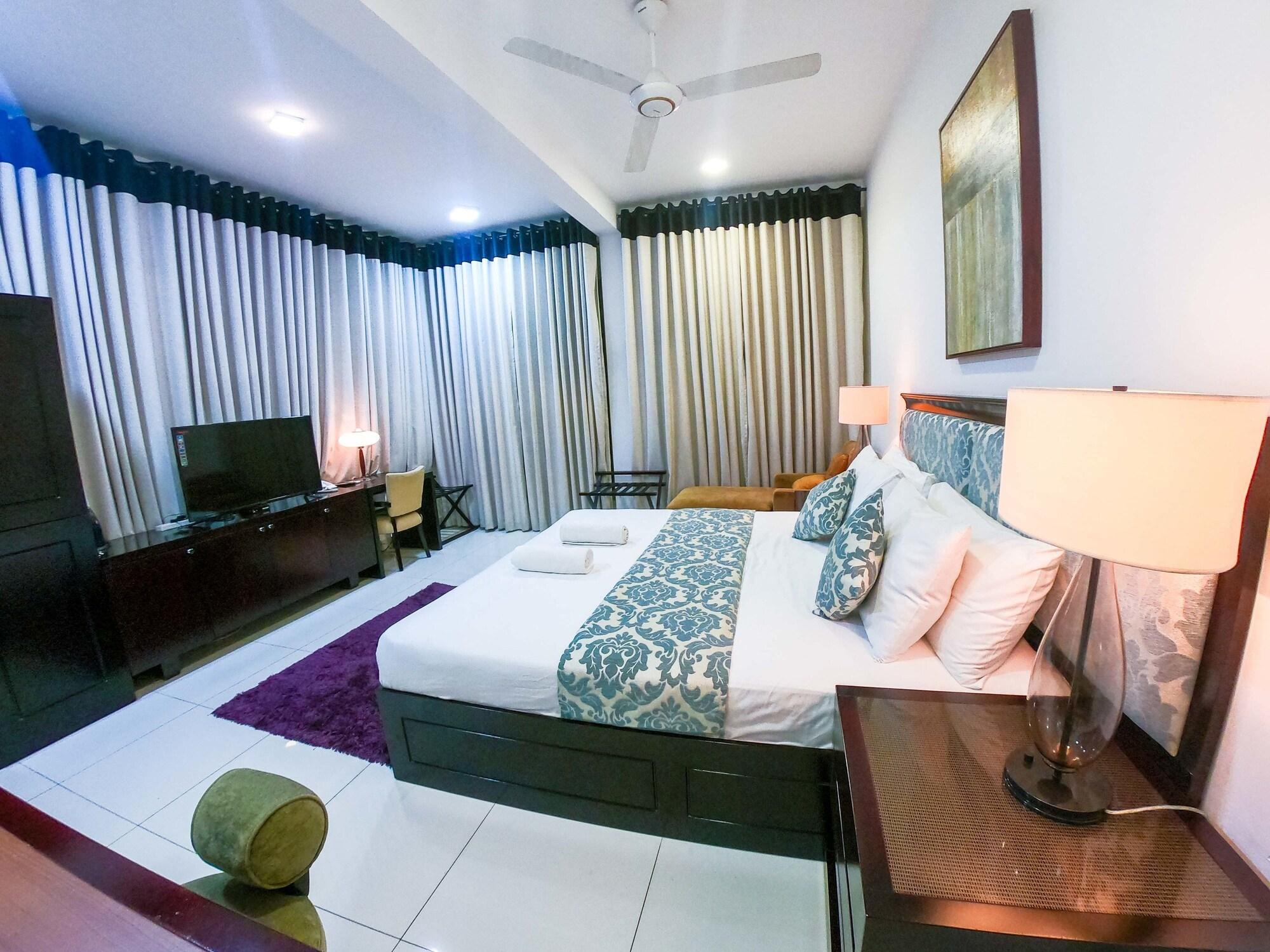 Romance Hills Hotel Kandy Bagian luar foto