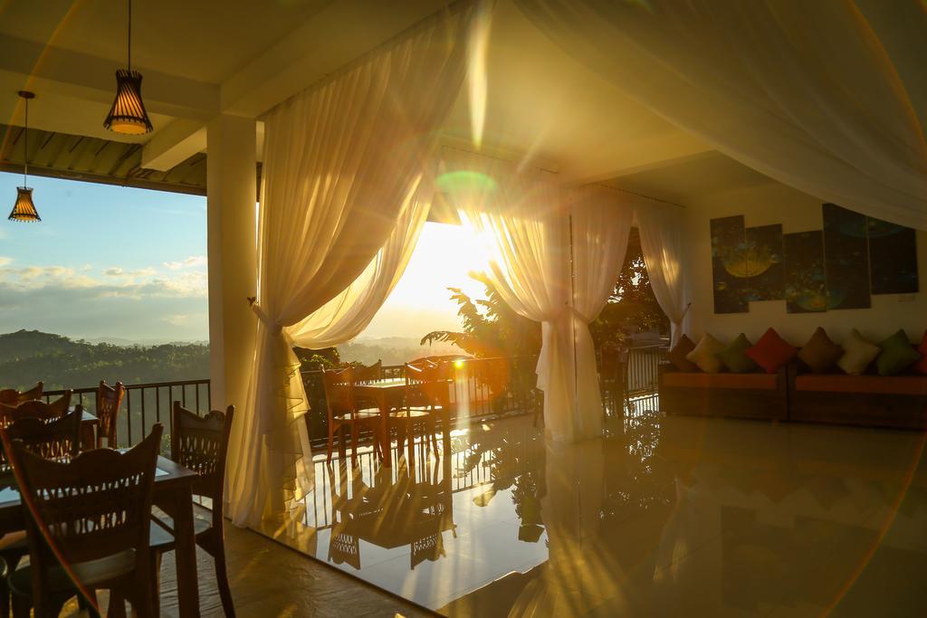Romance Hills Hotel Kandy Bagian luar foto