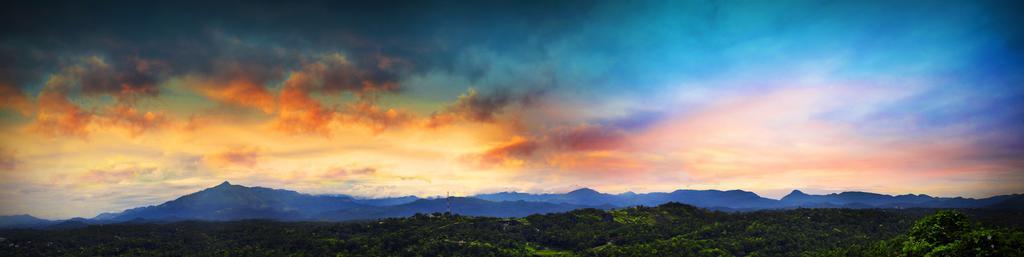 Romance Hills Hotel Kandy Bagian luar foto