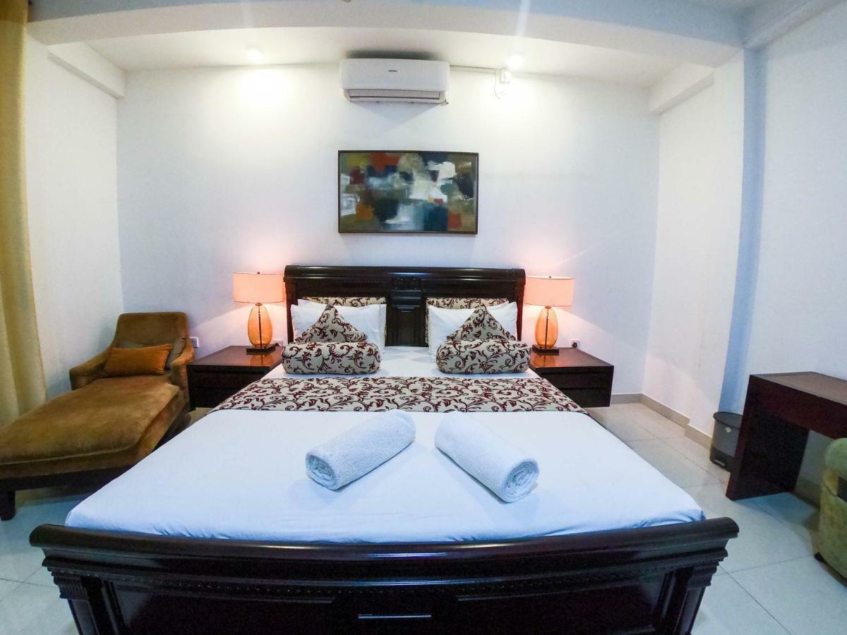 Romance Hills Hotel Kandy Bagian luar foto
